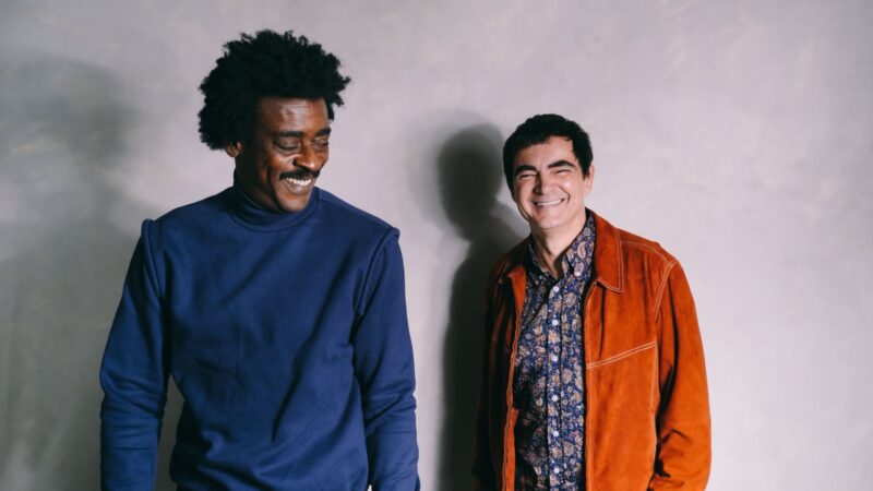 Samuel Rosa lança projeto audiovisual, “Rosa Sessions”, com participações especiais.