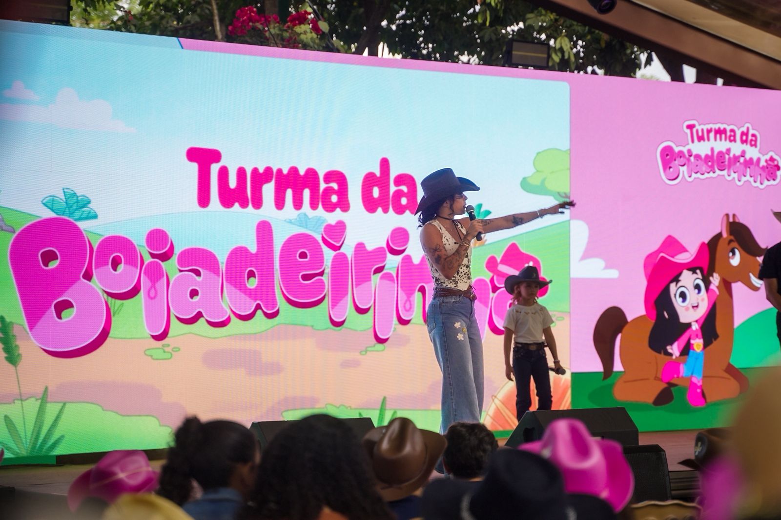 Ana Castela confirma lançamento da “Turma da Boiadeirinha” em première em Barretos.