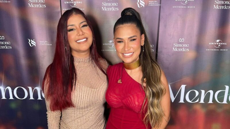 Priscila Senna celebra 15 anos de carreira com gravação de audiovisual no Marco Zero e participação de Simone Mendes.