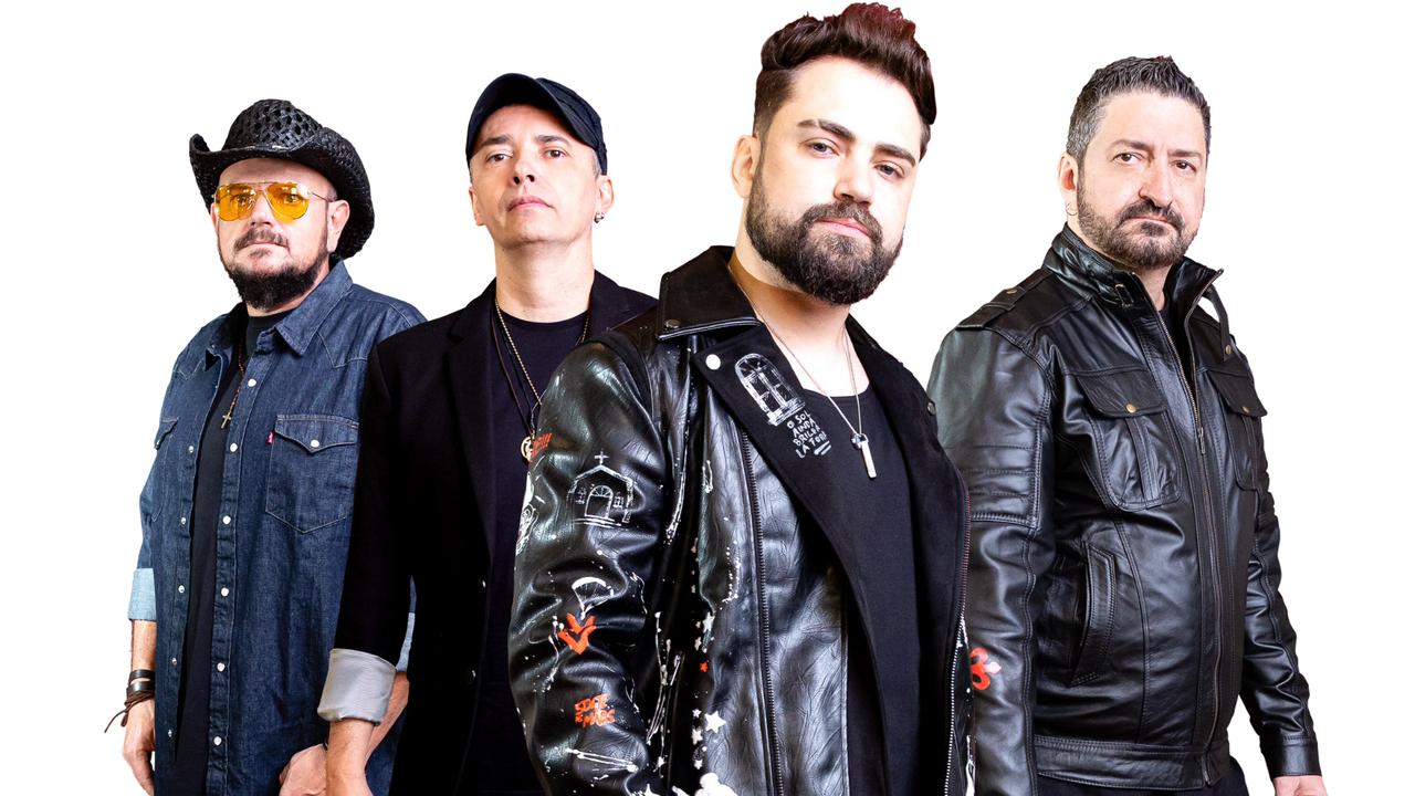 Rosa de Saron celebra trajetória de 35 anos em show no Carioca Club Pinheiros.