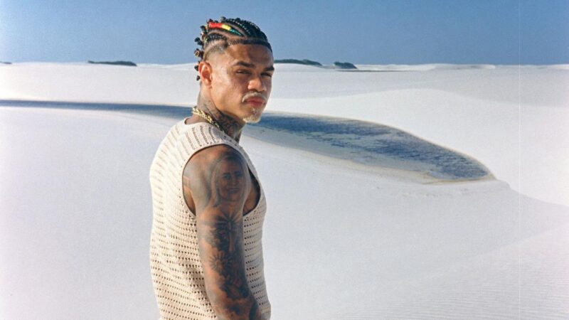 “RASTAFARI”: MC Cabelinho se aventura no reggae em novo single.