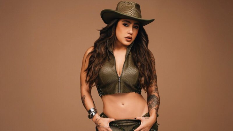 Lauana Prado conquista 5ª indicação ao Latin GRAMMY® com o álbum Transcende.