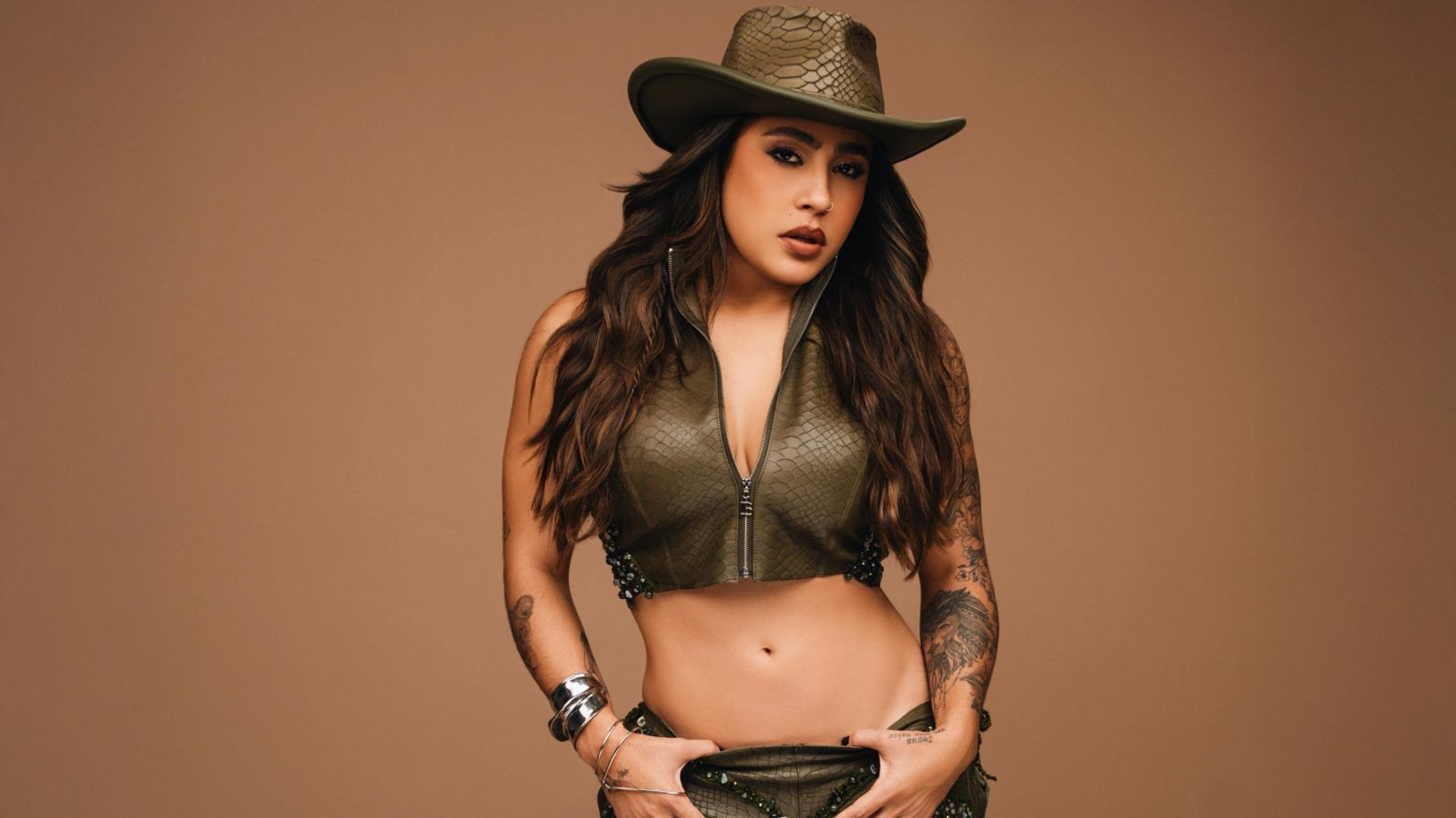 Lauana Prado conquista 5ª indicação ao Latin GRAMMY® com o álbum Transcende.