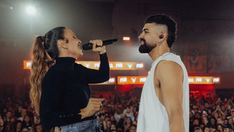 Ivete Sangalo e Liniker fazem surpresa no PAGODE DO DIFERENTÃO em São Paulo.