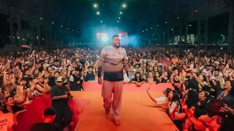 Yan celebra sucesso de mais de 10 mil pessoas na 5ª edição do “Seremos Felizes” no Rio de Janeiro.
