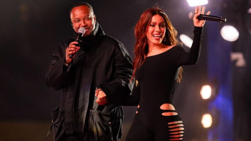 Anitta marca presença na Tardezinha e define o evento com uma palavra: “Alegria”