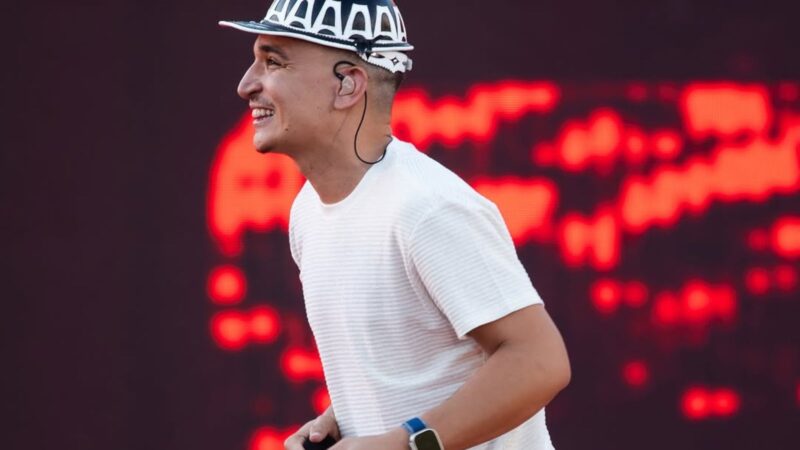 João Gomes faz história aos 23 anos com show memorável na Lapa.
