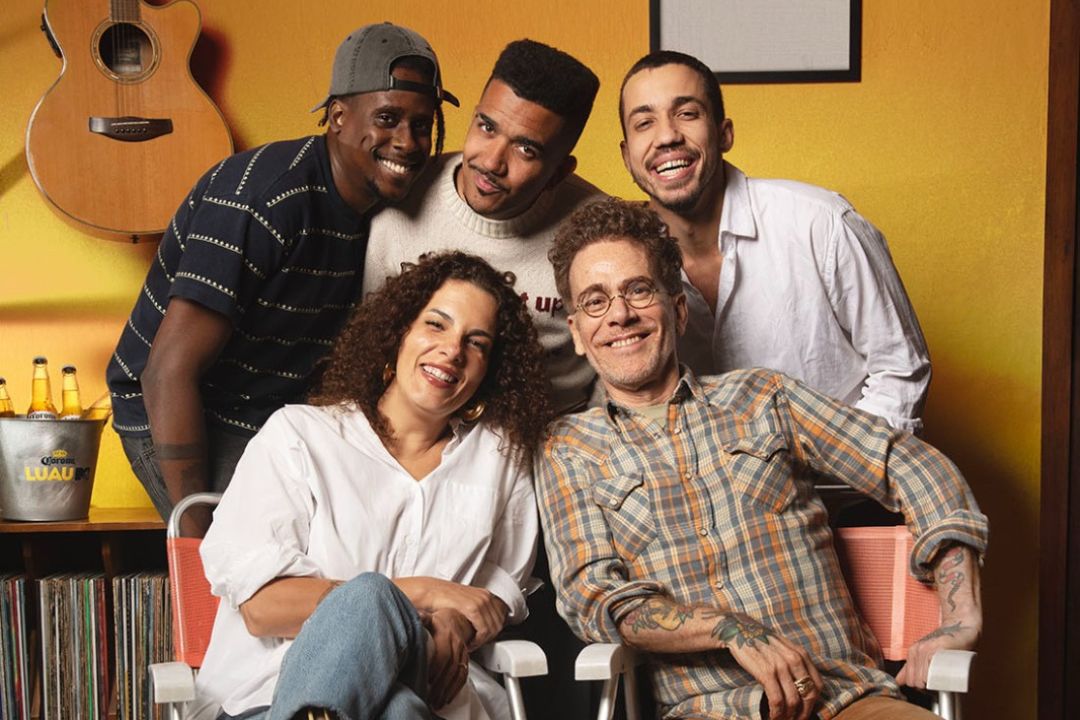 Corona Luau MTV, que homenageia Cássia Eller, abre hoje venda de ingressos para shows da tour.