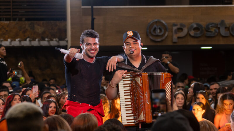 Ávine Vinny lança “Aceita Que Me Ama” e inicia nova era na carreira com o projeto Fogo & Gasolina.
