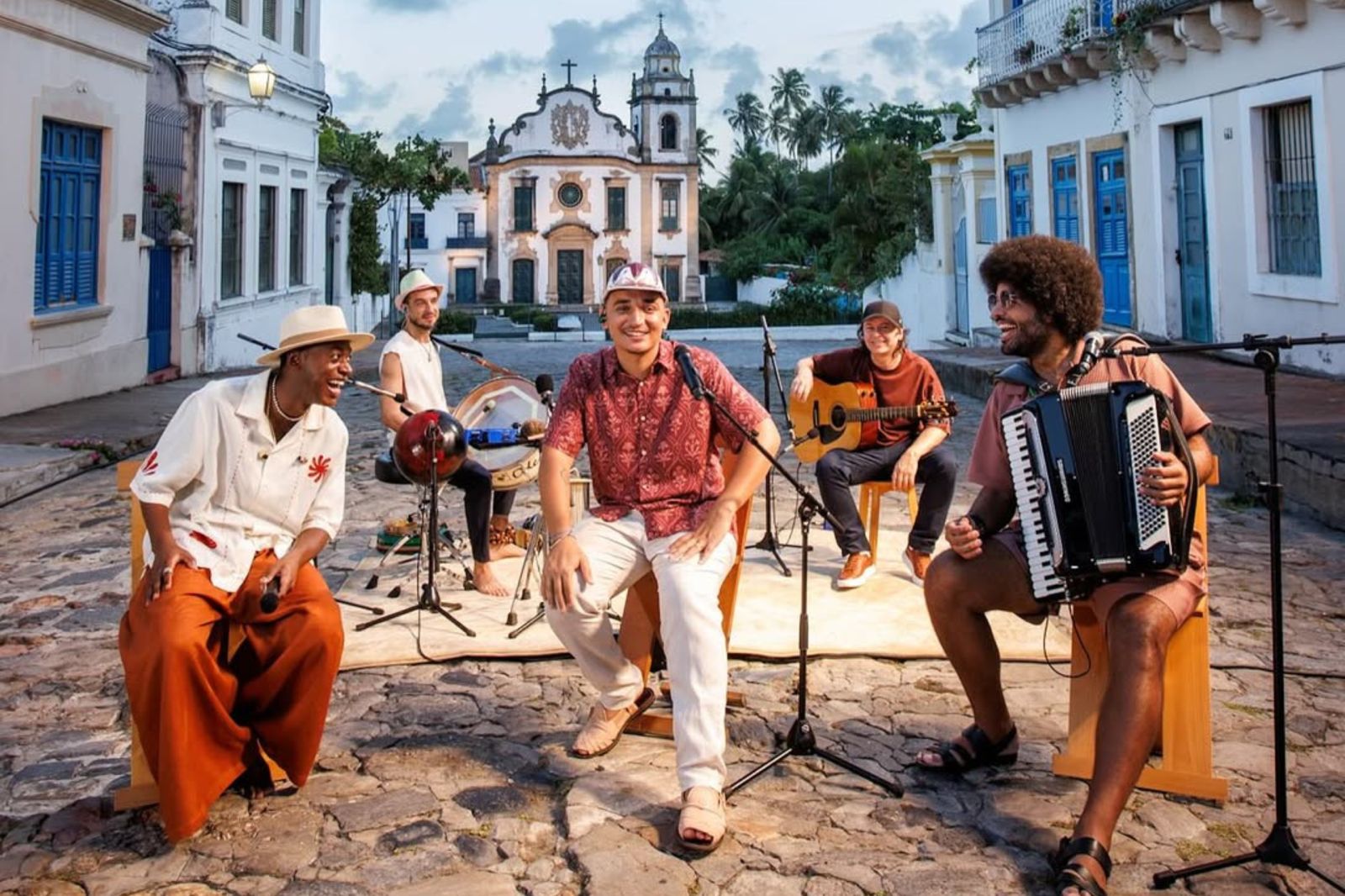 Akapellah, Andrés Cepeda, João Gomes, Jesse & Joy, Jota.Pê, Judeline, Leiva, Julia Mestre, Mestrinho, Fito Páez, Vivir Quintana e Trueno se apresentarão na Premiere do Latin GRAMMY®
