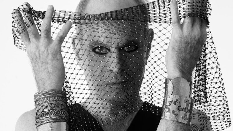 Ney Matogrosso leva a ousadia de ser livre para show único no Allianz Parque.