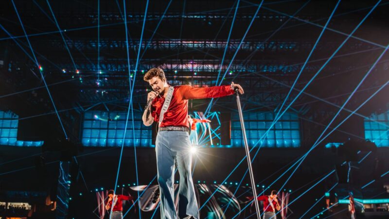 Luan Santana abre venda de ingressos para o show Registro Histórico, no Allianz Parque, em São Paulo.