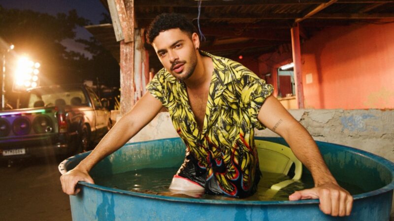 Pedro Sampaio dá start no verão com “JetSki”, novo single com Melody e Mc Meno K.