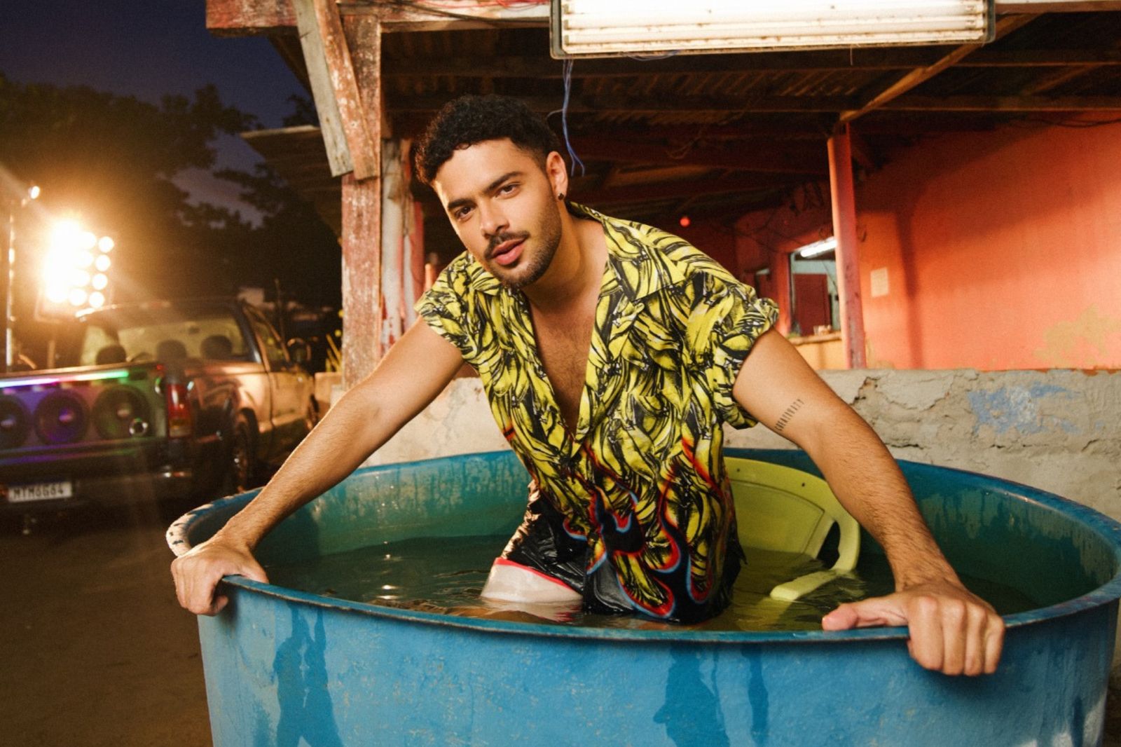 Pedro Sampaio dá start no verão com “JetSki”, novo single com Melody e Mc Meno K.