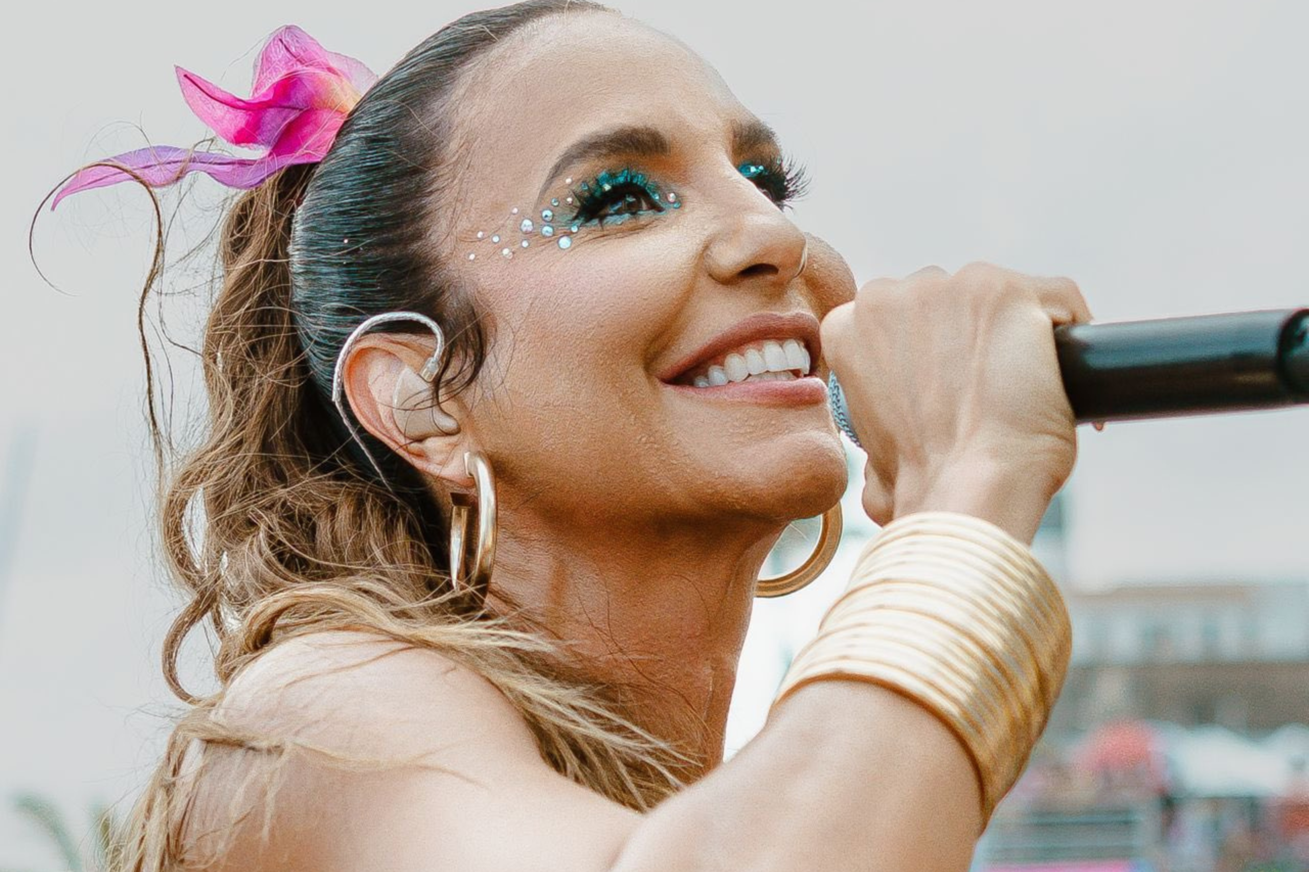 Expectativa cresce por lançamento de verão de Ivete Sangalo.
