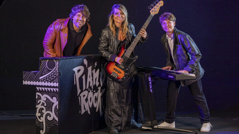 Glaucio Cristelo apresenta “Piano Rock em Família” em data única no Teatro Liberdade.