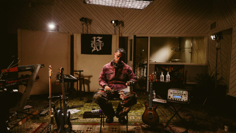 Cabelinho apresenta “Acústico do Little – Parte 1” como presente de Natal para os fãs.