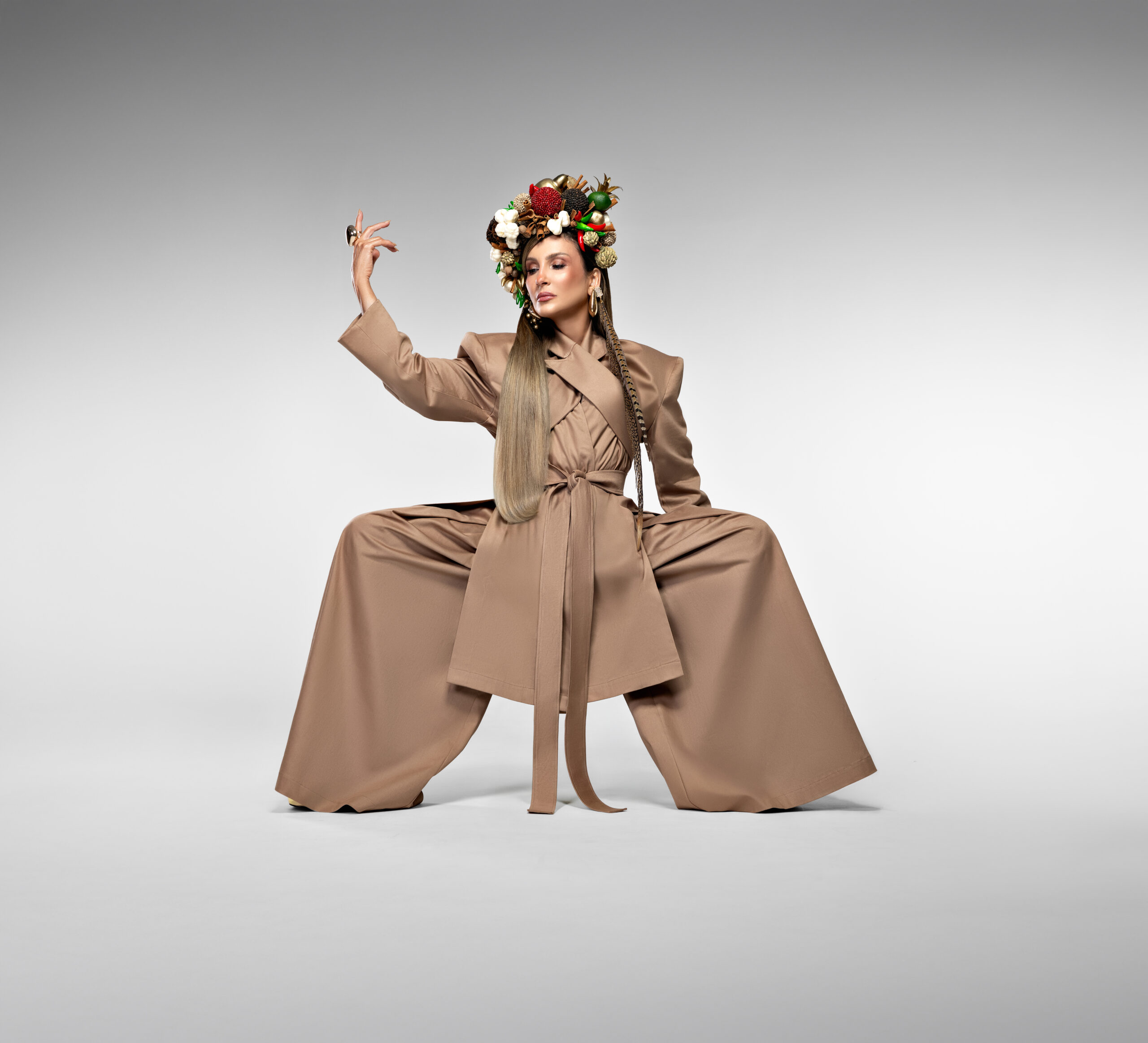 Claudia Leitte lança versão ao vivo de “Plugin da bagaceira” e anuncia tema do seu carnaval 2026.