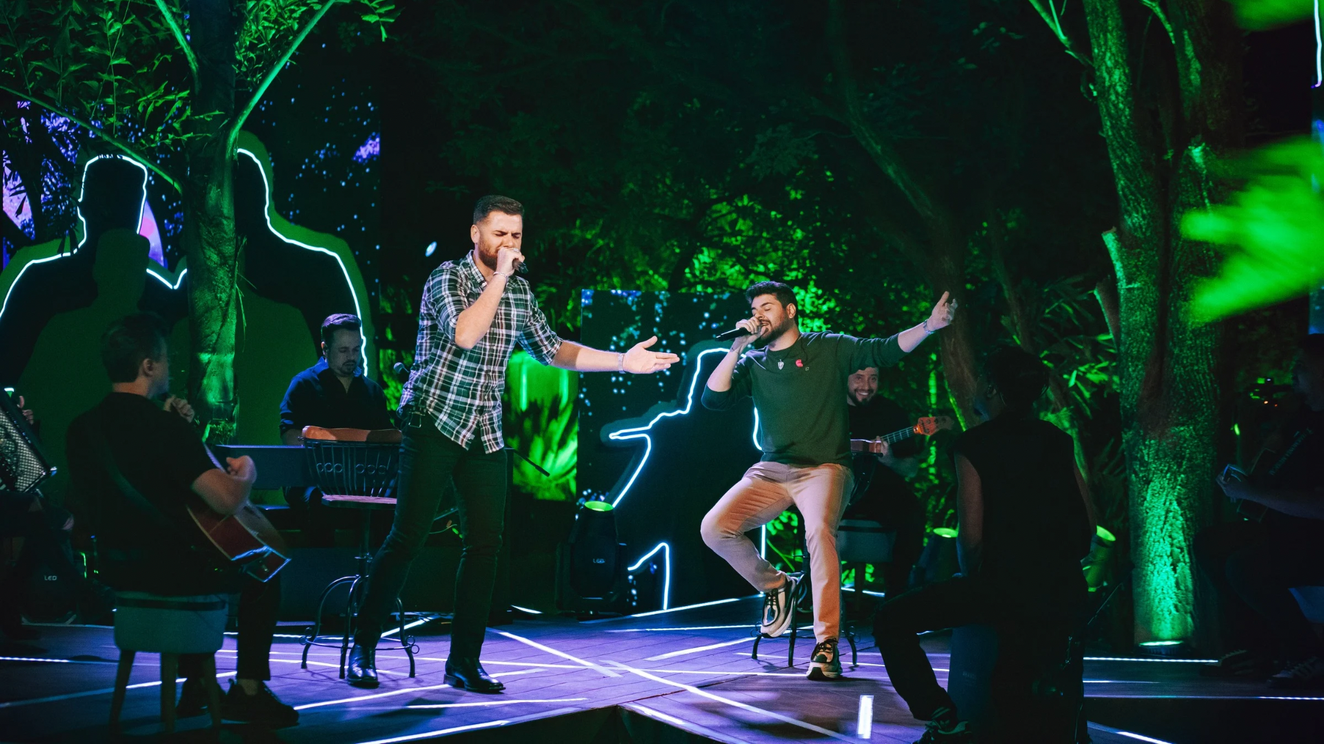 Zé Neto & Cristiano iniciam 2026 com o acústico “Magia das estrelas” completo nas plataformas e faixa inédita “Câmera da Frente”