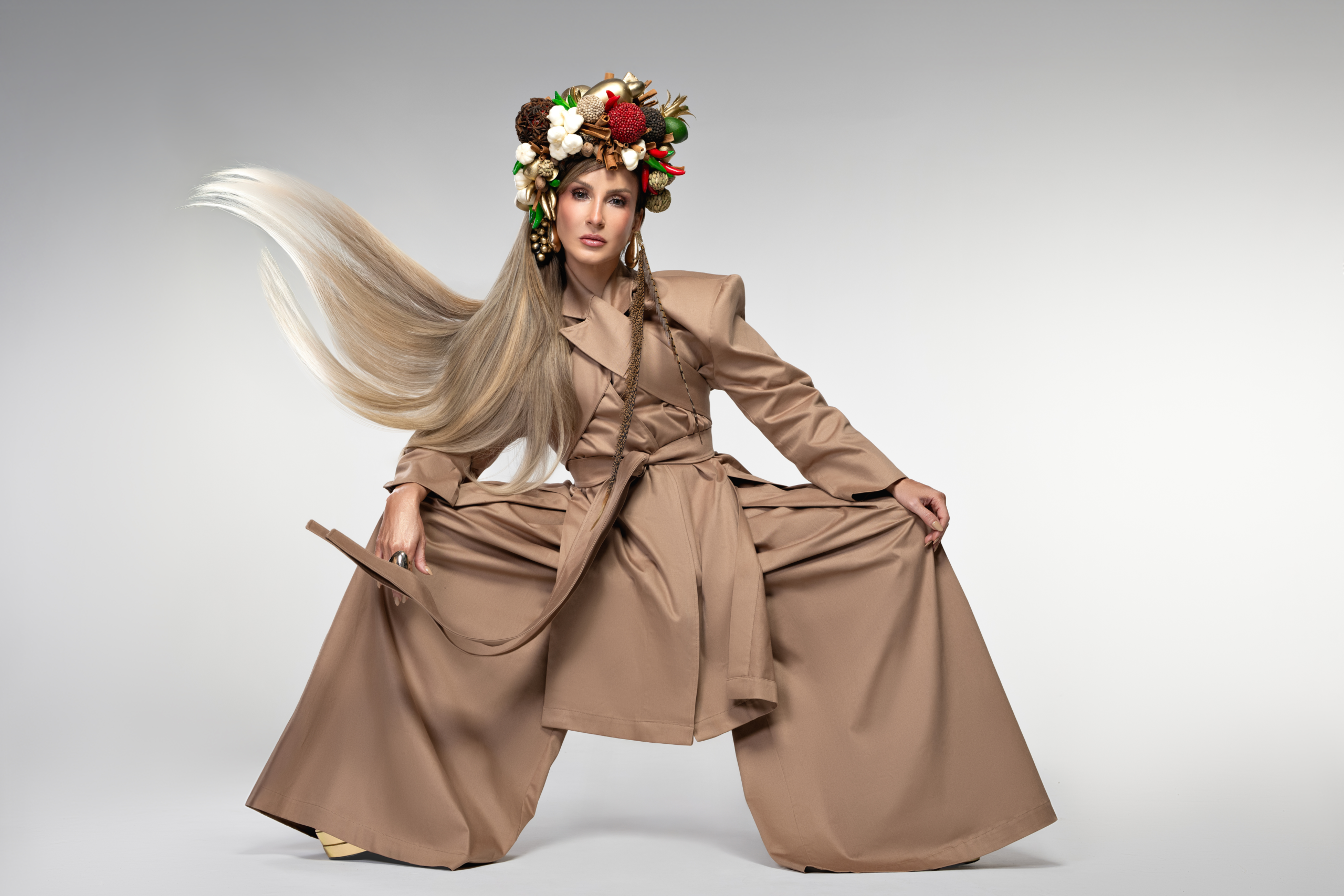 Claudia Leitte celebra as misturas da Bahia em nova versão ao vivo de “Mergulhando”