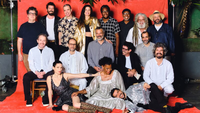 Orquestra Imperial homenageia Erasmo Carlos em versão especial de “Coqueiro Verde”