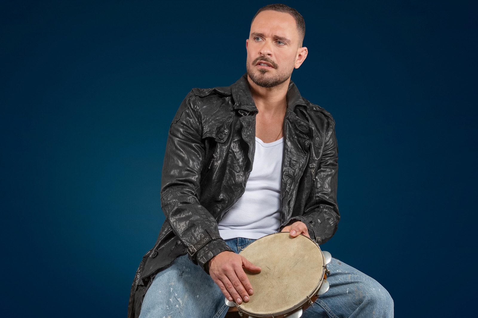 Na próxima semana, Diogo Nogueira leva sua jornada entre a raiz e o futuro de “Infinito Samba” a São Paulo.