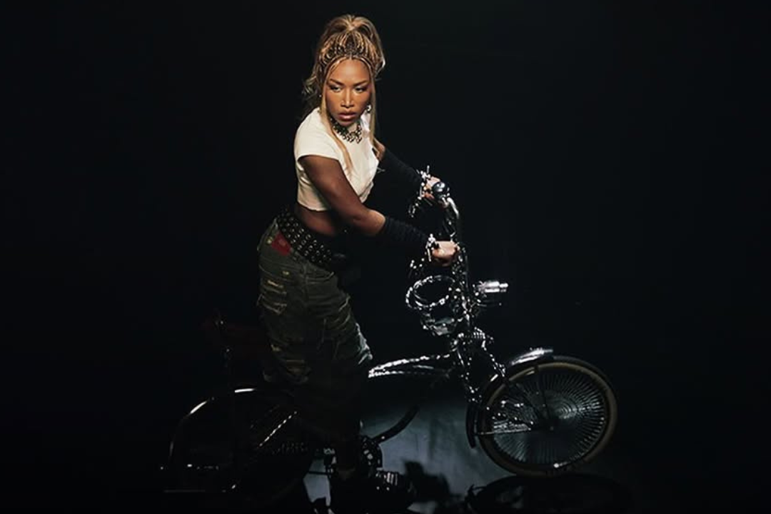 Ebony estreia tour “KM2 Deluxe” em São Paulo, na Audio.