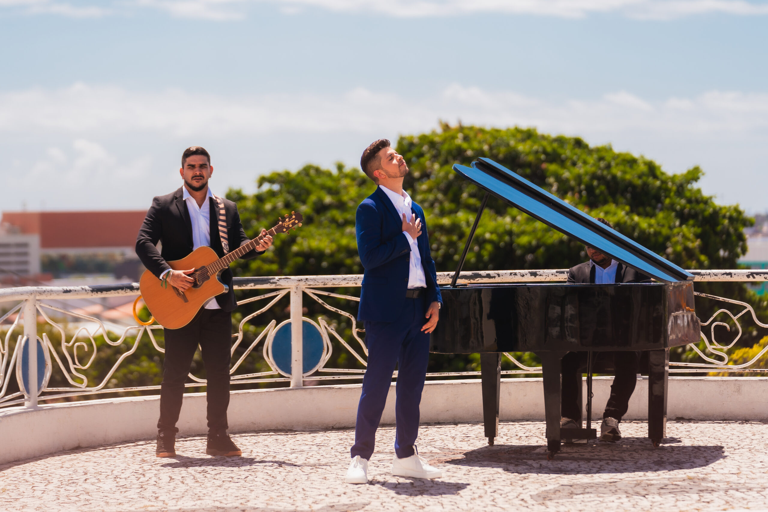 Nadson O Ferinha apresenta “Super Homem”