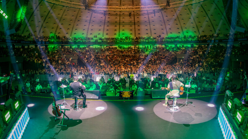 Bruno & Marrone encerram turnê europeia com dois shows lotados em Portugal.