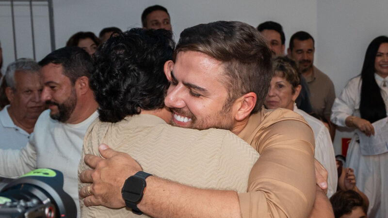 Zé Neto & Cristiano participam de Missa no Santuário Cristo Redentor.