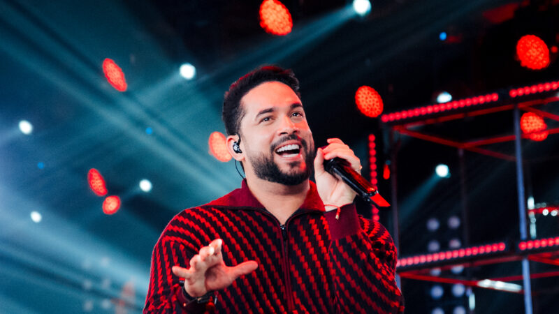 “Paralelos”: Henry Freitas lança álbum completo nas plataformas.