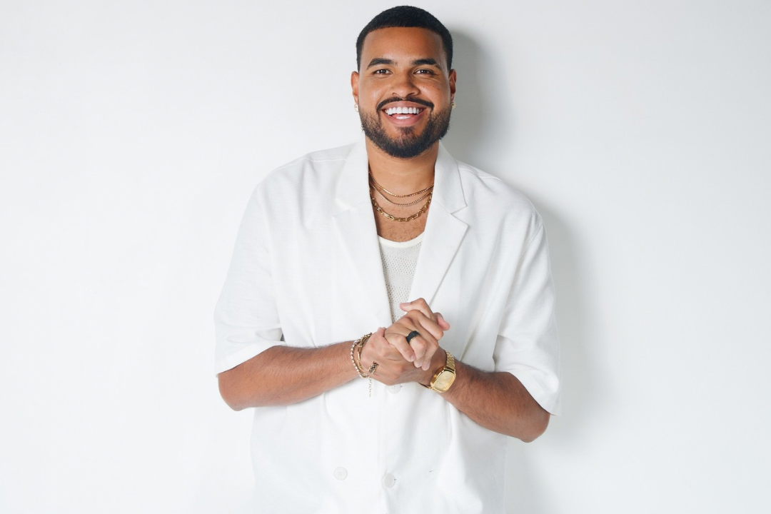 Yan coloca “Textão” no TOP 200 e prepara DVD em São Paulo com Léo Santana, MC Livinho e Dilsinho.