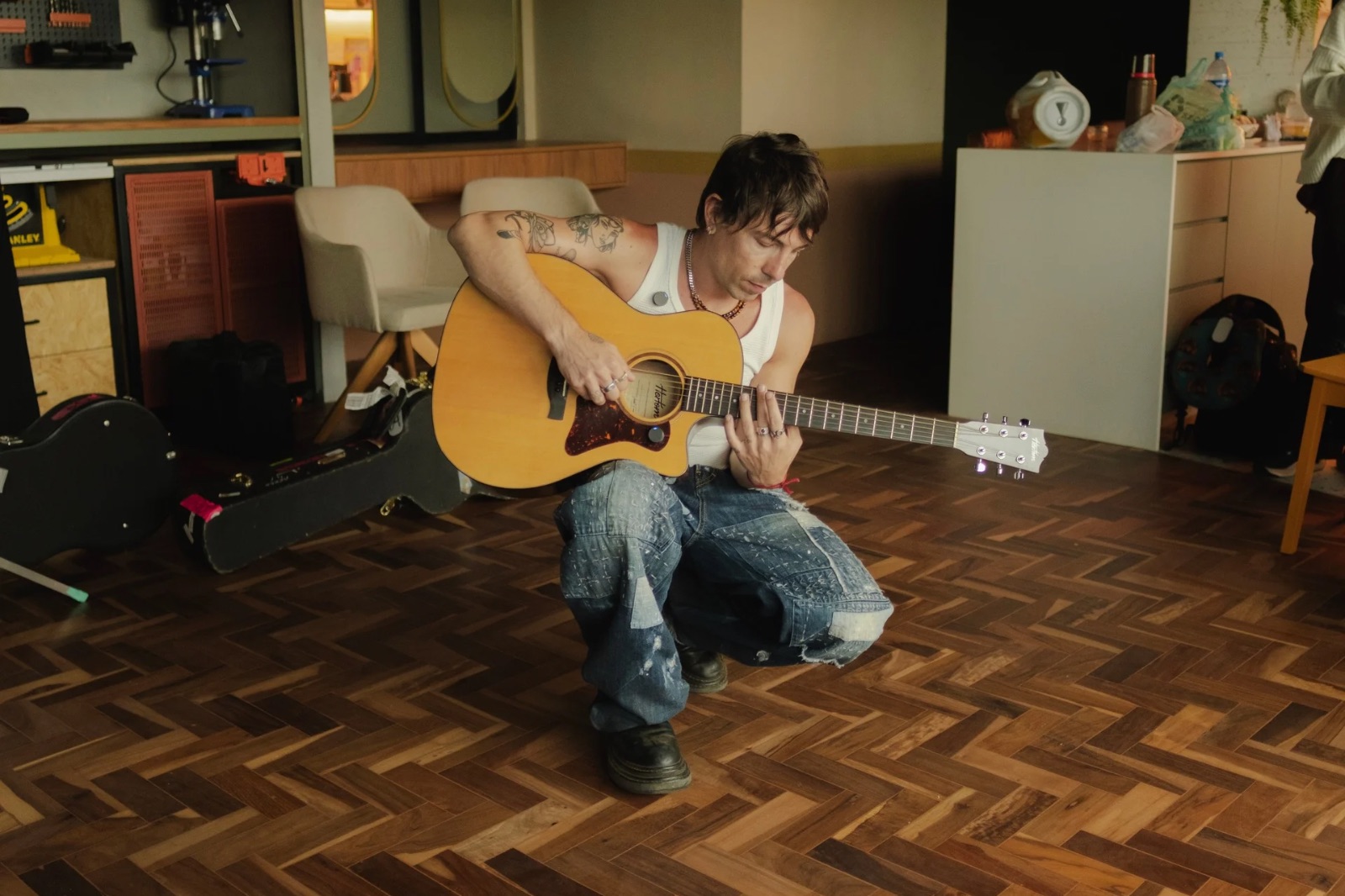 Di Ferrero apresenta show acústico, no Teatro Bradesco, em São Paulo.