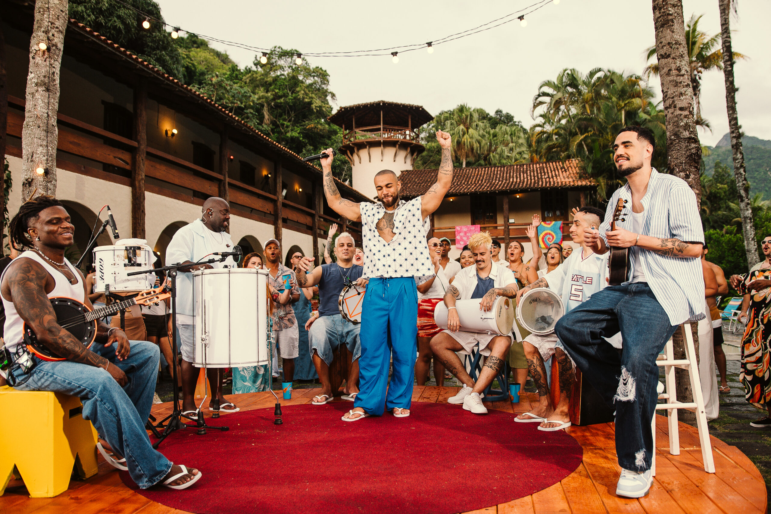 Di Propósito revisita “Nocaute” em versão pagode no álbum “Feliz No Simples”