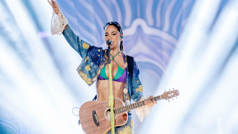 Michele Andrade reúne multidão e consagra gravação de “Michele no Sertão das Maravilhas”