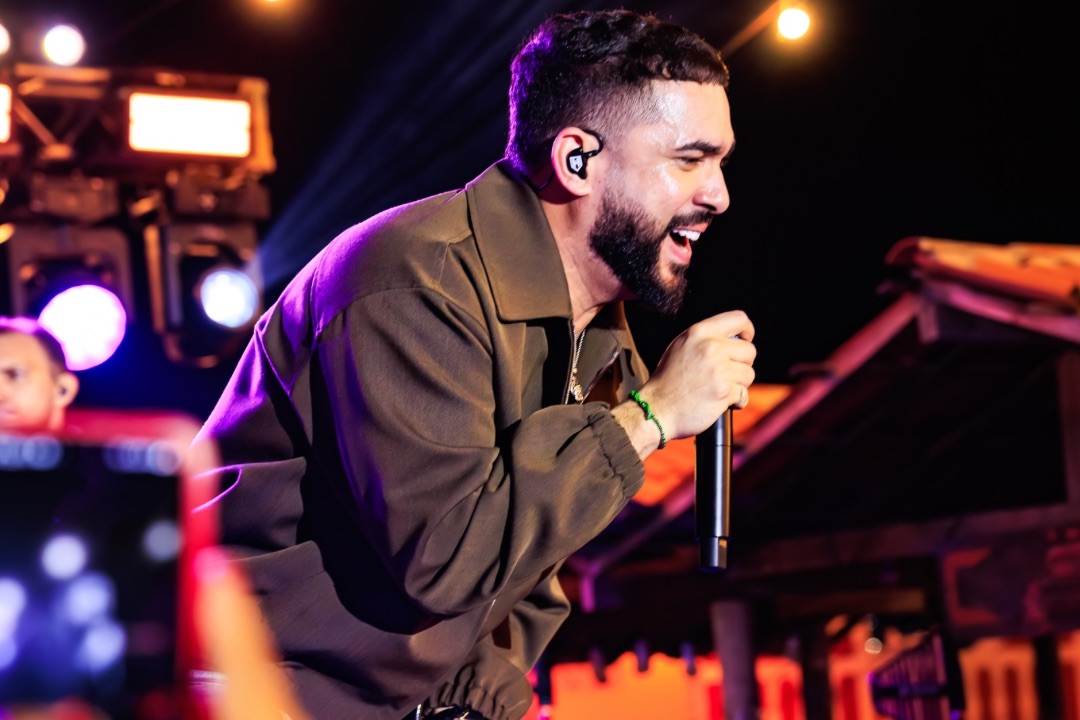 Henry Freitas lança primeiro EP de “Esse É O Meu Forró” com participações de Jonas Esticado e Márcia Fellipe.