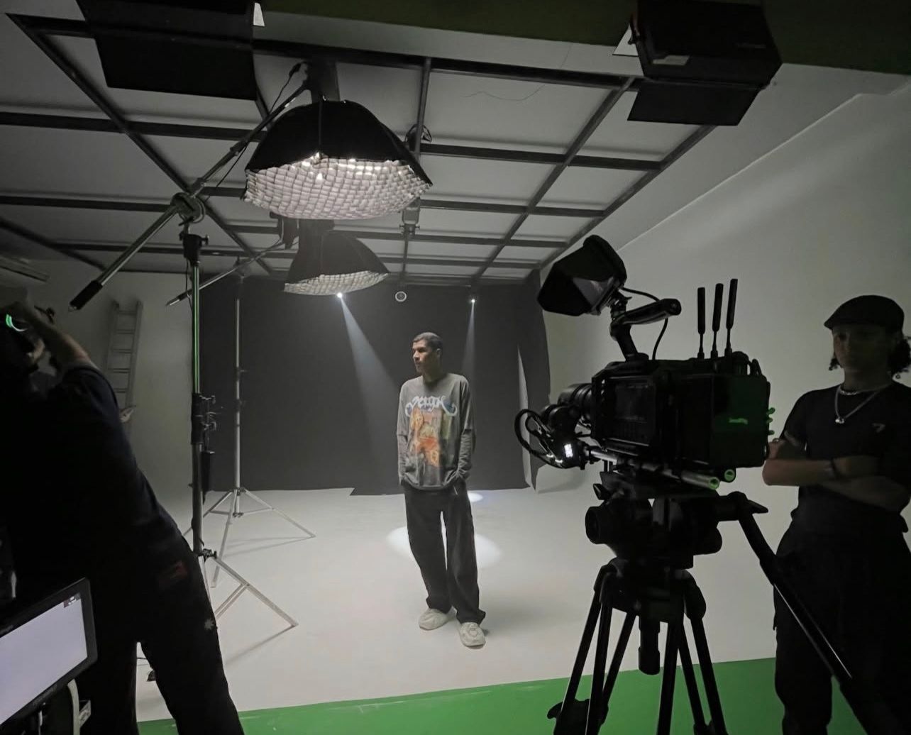 Matheus Tavares funde pop e R&B com a batida do UK Garage no single autoral “Só Penso Em Você”