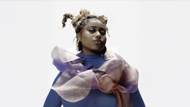 Melly lança “Me Livra de Todo o Mal” e dá início à nova era de seu próximo álbum.