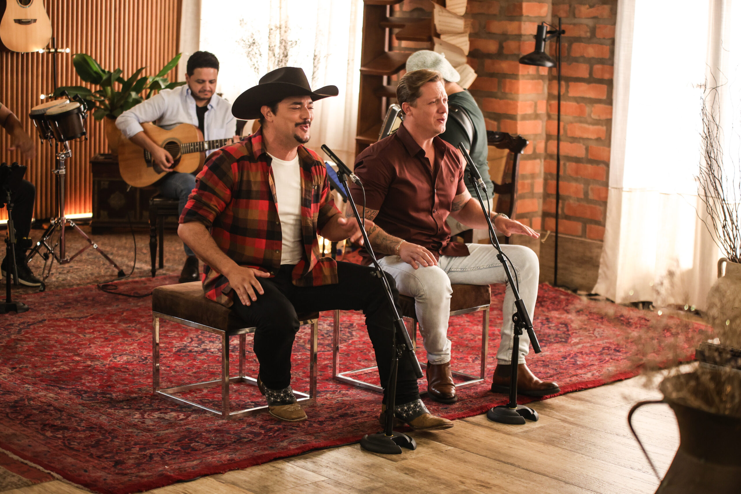 George Henrique & Rodrigo participam do programa “Viver Sertanejo” neste domingo (24).