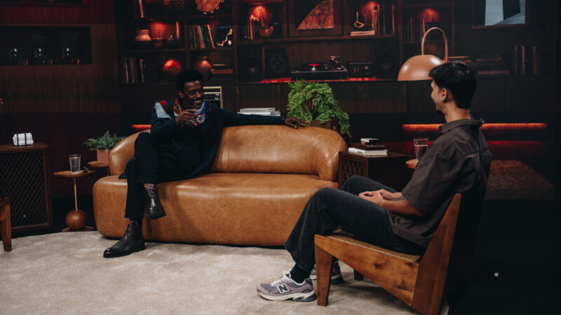 Seu Jorge revela desejo de gravar álbuns em árabe e turco, além de possível parceria com Marcelo D2.