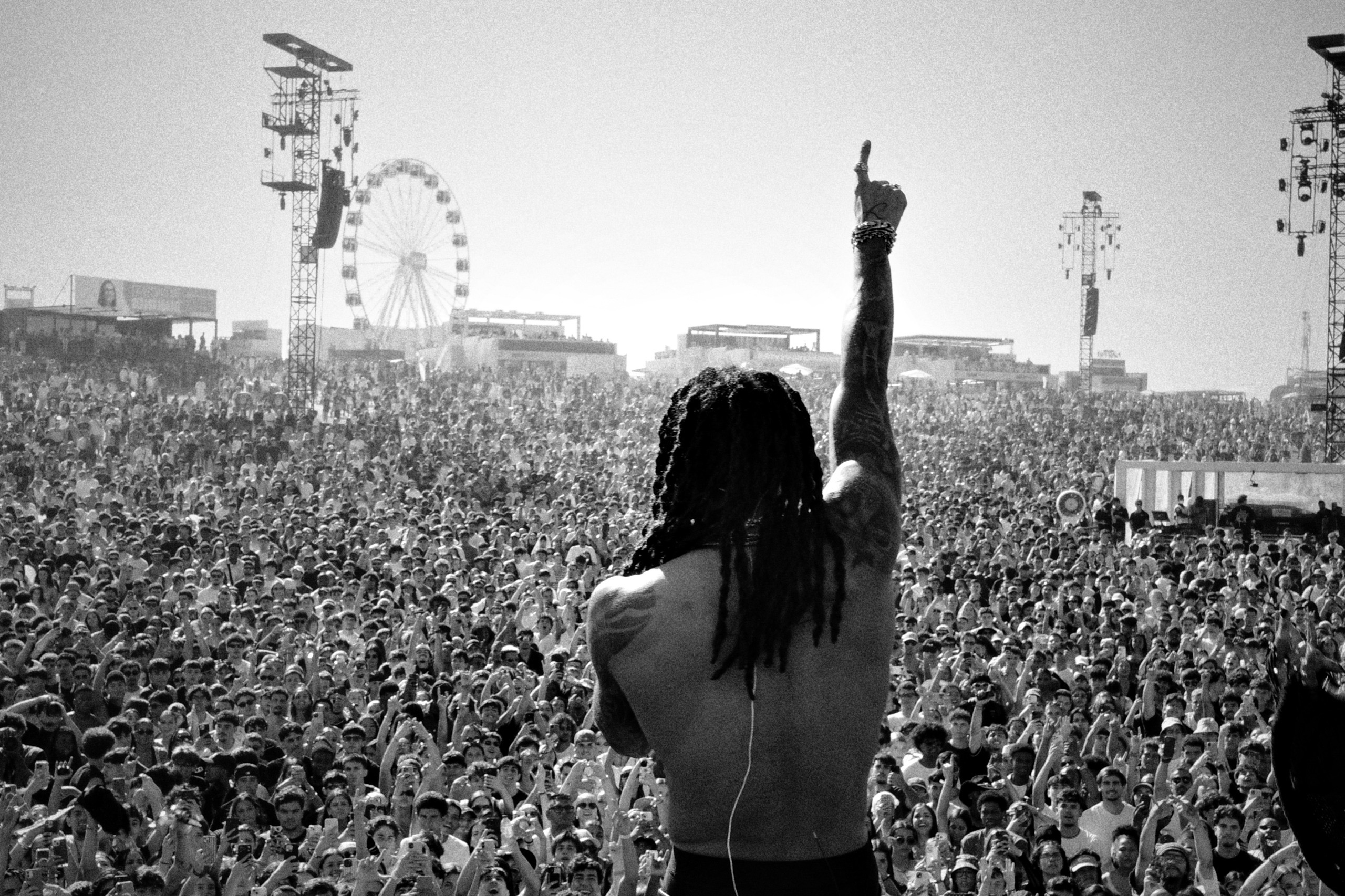 No Rock In Rio Lisboa, MATUÊ evoca futurismo distópico e cangaço em estreia no palco mundo.