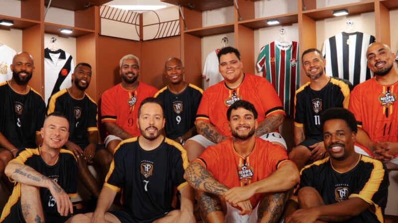 Quando o pagode encontra o futebol: Turma do Pagode apresenta novo projeto gravado em campo.