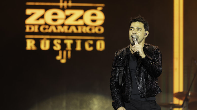 Zezé Di Camargo leva multidão em quatro noites de shows da turnê  “Rústico”, com ingressos esgotados na estrada de São João.