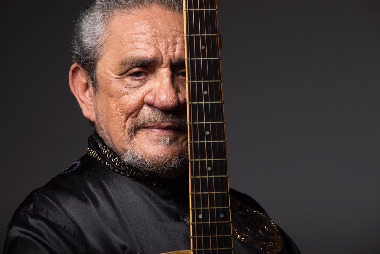 Zé Ramalho retorna ao palco do Espaço Hall, no próximo dia 18 (sábado), a partir das 20h.
