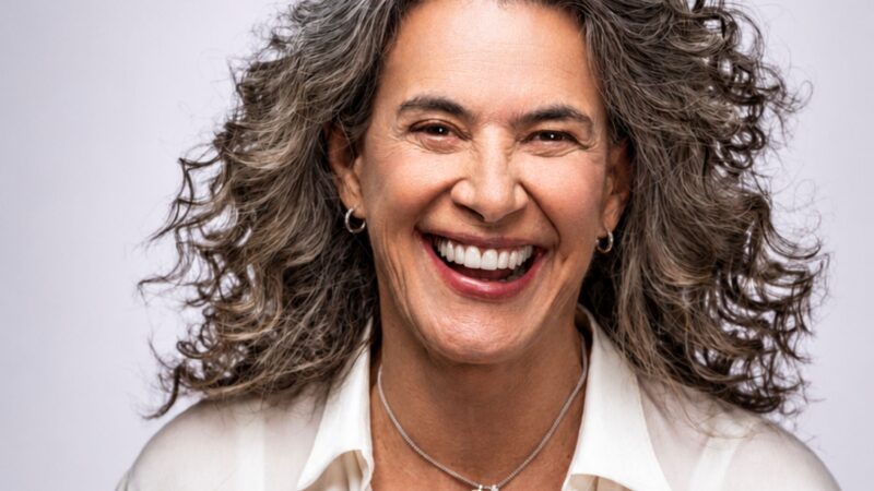 “Que mulher é essa?!”, Simone anuncia nova turnê.