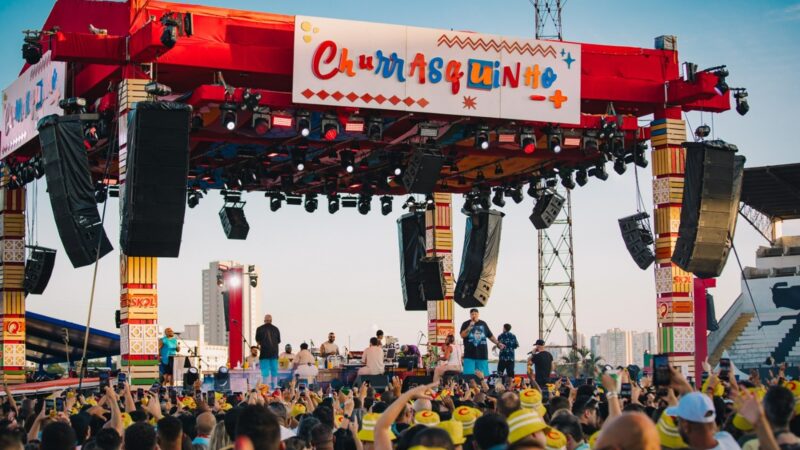 Menos é Mais leva sucessos ao Rio de Janeiro com a turnê ‘Churrasquinho -+’