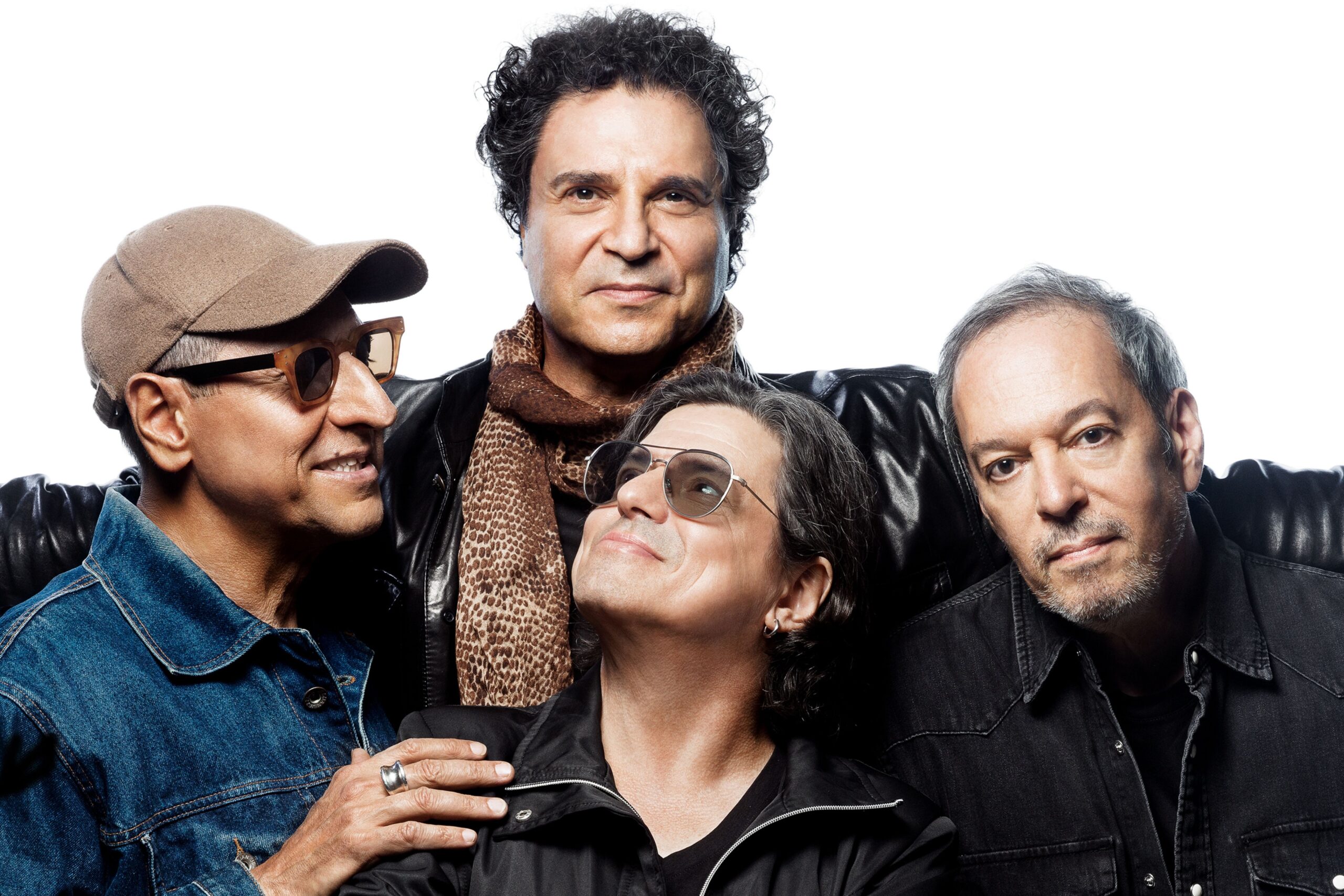 Barão Vermelho Encontro se apresenta no Igloo Super Hall em Curitiba.