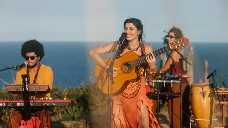 Atabaque expande a atuação do selo em parceria com a The Orchard Brasil e o primeiro projeto é álbum ao vivo de Mari Jasca.