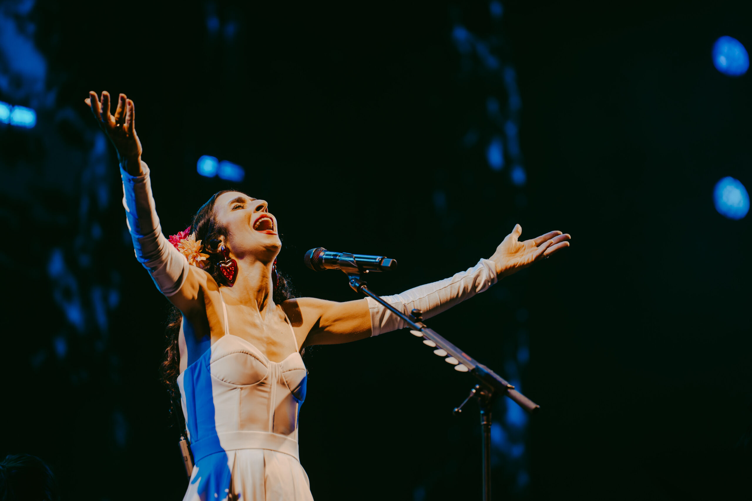 Phonica – Marisa Monte & Orquestra Ao Vivo retorna ao Rio de Janeiro para duas últimas apresentações da turnê.