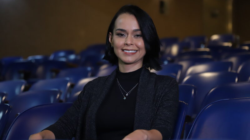 Chico 2.0: Camila Rebouças revela os desafios por trás do projeto que aproxima Chico Buarque das novas gerações.